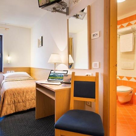 Hotel Cristallo 페이오 외부 사진
